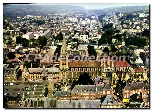 Cartes postales moderne Lisieux En Avion Sur La Cathedrale St Pierre