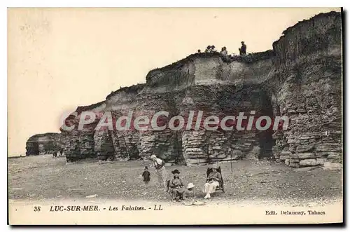 Cartes postales Luc Sur Mer Les Falaises