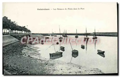 Cartes postales Ouistreham Les Bateaux De Peche Dans Le Port