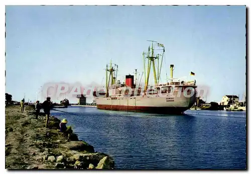 Cartes postales moderne Riva Bella Un Cargo Reprenant La Mer