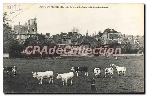 Ansichtskarte AK Pont L'Eveque Un Coin De La Rue De Ge�le Et La Sous Prefecture