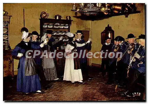 Cartes postales moderne Les Barguenas Groupe folklorique D'Aunis Saintonge La Vallee danse polka piqu�e