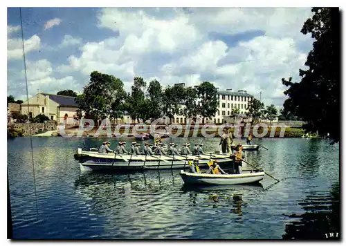 Cartes postales moderne Brest Centre De Formation Marine Et Le Plan D'Eau