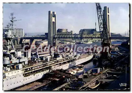 Cartes postales moderne Brest L'Arsenal Le Pont De Recouvrance