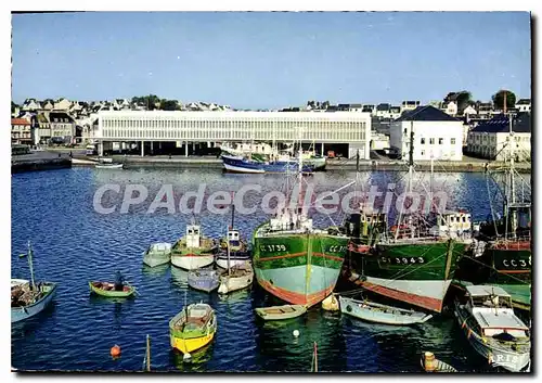 Cartes postales moderne Concarneau Chalutiers Dans Le Port