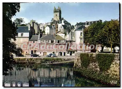 Cartes postales moderne Quimperl� La Ville Haute Dominee Par I'Eglise St Michel