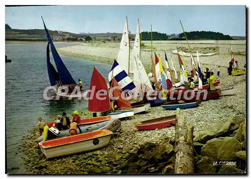 Cartes postales moderne St Pol De Leon L'Ecole De Voile