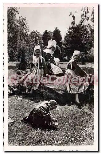 Cartes postales Pont Aven Costume De Plougastel Daoulas et de Pont aven