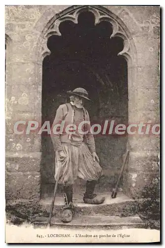 Cartes postales Locronan L'Ancetre Au Porche De I'Eglise