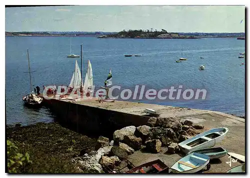 Cartes postales moderne Roscanvel La Cale Et I'Ecole De Voile