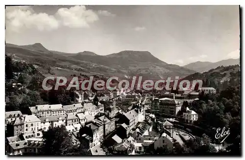 Cartes postales La Bourboule Vue Generale Au Fond La Vallee Du Mont Dore