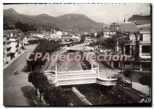 Cartes postales La Bourboule Perspective Sur Les Ponts De La Dordogne