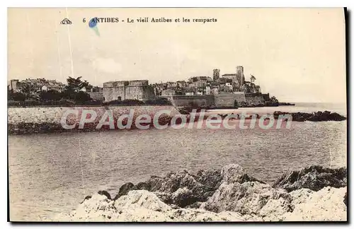 Cartes postales Antibes Le Vieil antibes Et Les Remparts