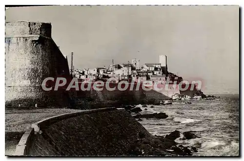 Cartes postales Antibes La Vieille Ville Et Les Remparts