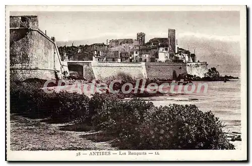 Cartes postales Antibes Les Remparts