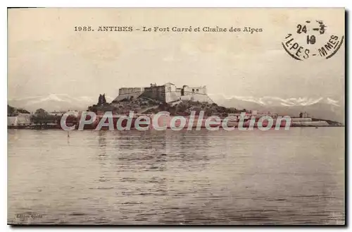 Cartes postales Antibes Le Port Carre Et Chaine Des Alpes