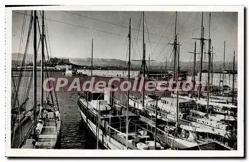 Cartes postales Antibes Le Port Et Le Fort Carre