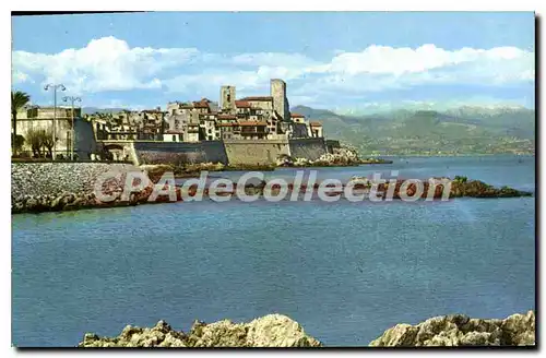 Cartes postales Antibes Vue Sur Les Remparts Et Le Chateau