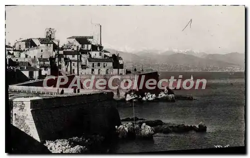 Cartes postales Antibes Les Remparts