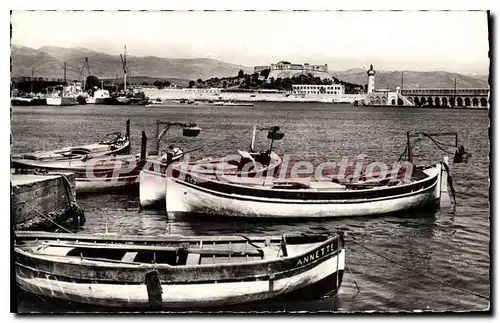 Ansichtskarte AK Antibes Le Port Et Le Fort Carre