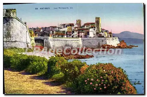 Cartes postales Antibes Les Remparts