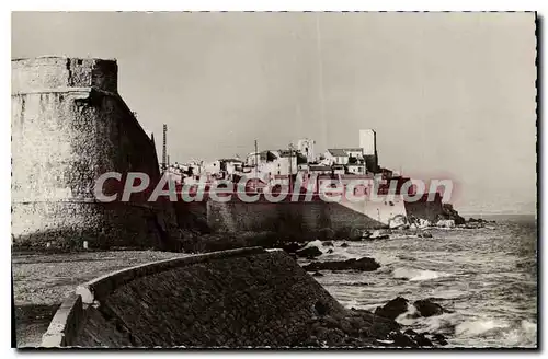 Cartes postales Antibes La Vieille Ville Et Les Remparts