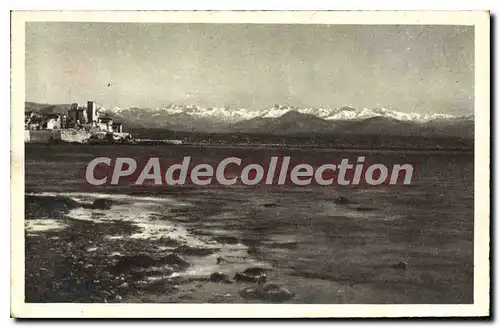 Cartes postales Antibes Et La Chaine Des Alpes Neigeuses