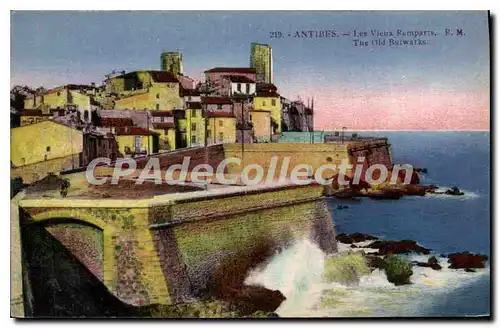 Cartes postales Antibes Les Vieux Remparts