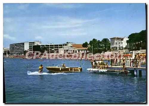 Cartes postales moderne Juan Les Pins Le Casino Municipal Et Le Debarcadere de ski nautique