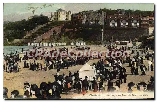 Cartes postales Dinard La Plage Un Jour De Fetes