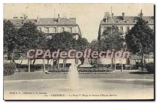 Ansichtskarte AK Grenoble La Place Victor Hugo Et Statue D'Hector Berlioz