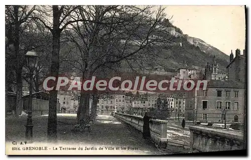 Cartes postales Grenoble La Terrasse Du Jardin De Ville Et Les Forts