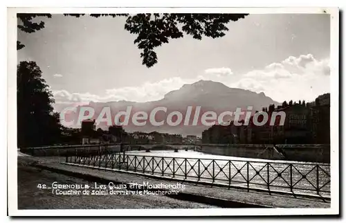 Ansichtskarte AK Grenoble Les Quais Et le Moucherotte