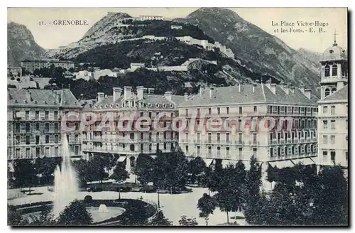 Cartes postales Grenoble La Place Victor Hugo Et Les Forts