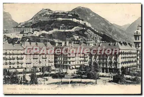 Cartes postales Grenoble La Place Victor Hugo Et Les Forts