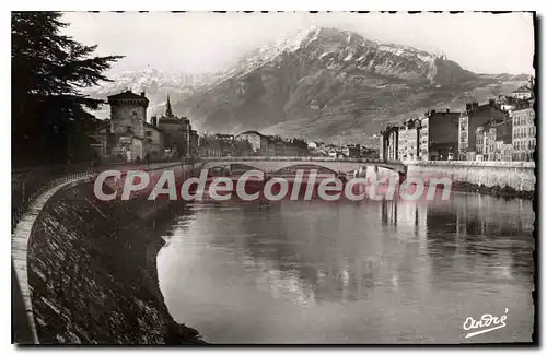 Cartes postales Grenoble Les Quai De I'Isere