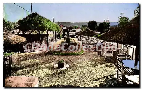 Ansichtskarte AK Hostellerie Des Cloches De Corneville Le Jardin