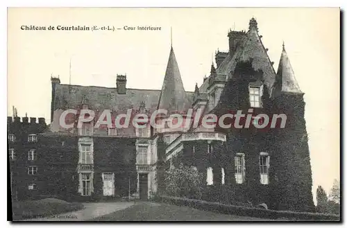 Ansichtskarte AK Chateau De Courtalain Cour Interieure