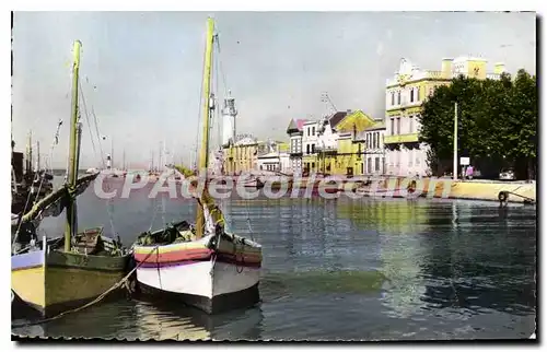 Cartes postales Le Grau Du Roi Port De Peche Sur Le VIdourle