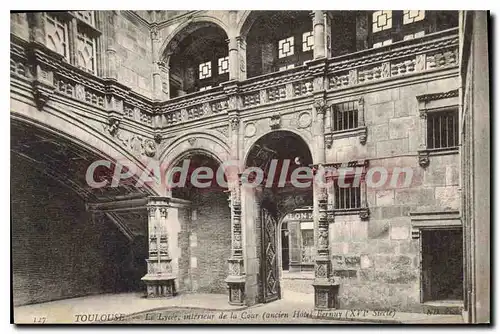 Cartes postales Toulouse Le Lycee Interieur De La Cour