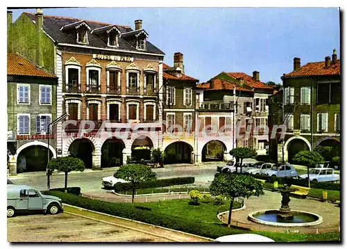 Cartes postales moderne Montrejeau Place Valentre Abeille