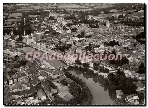 Cartes postales moderne Condom Vue Generale Aerienne Et La Baise
