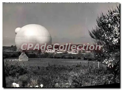 Cartes postales moderne entre Lannion Trebeurden Et Perros � Pleumeur Bodou station de t�l�vision spatiale