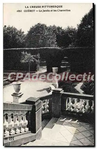 Cartes postales Gueret Le Jardin et Les Charmilles
