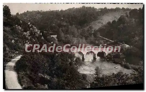 Ansichtskarte AK Le Bourg D'Hem Le Pont Et La Vallee De La Creuse