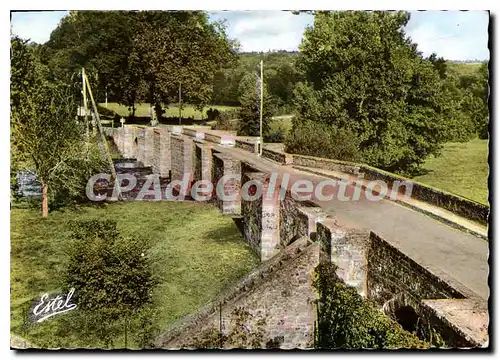 Cartes postales moderne Moutier D'Ahun Le Pont Romain