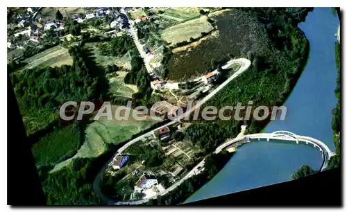 Cartes postales moderne Chatelus Le Marcheix Vue Aerienne Le Pont Sur e Thaurion