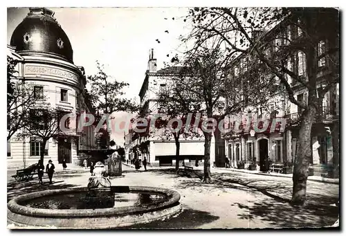 Cartes postales Periauex Place Du Septembre Et Hotel Du Commerce