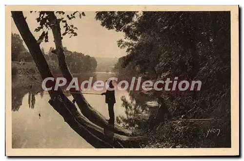 Ansichtskarte AK La Region Du Limousin Partie De Peche Sur Les Bords De La Dordogne