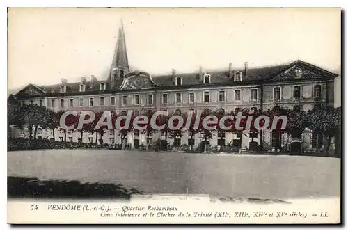 Ansichtskarte AK Vendome Quartier Rochambeau Cour interieure et le Clocher de la Trinite